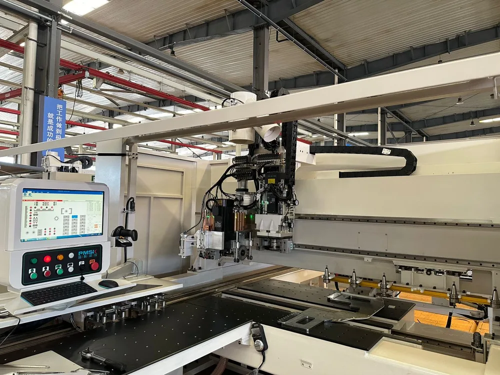 MaxDrill M 6.2 - Vista Frontal Máquina Aberta